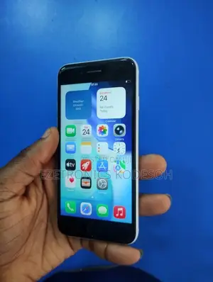 Apple iPhone SE (2020) 128GB Fari
