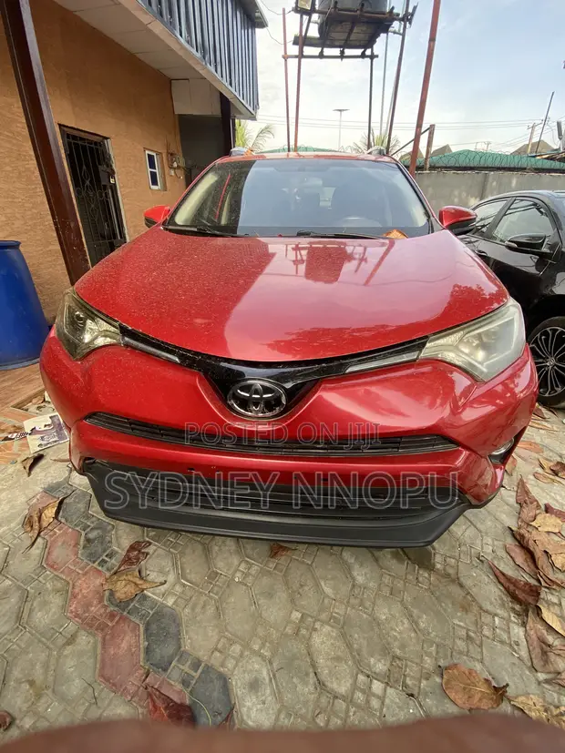 2016 Toyota RAV4 Red - 1