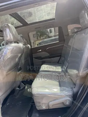 Toyota Highlander Limited Platinum 2019 Blue