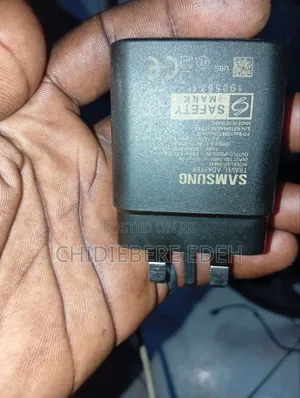 Samsung 45W Power Delivery Charger (Sabon Hannu)