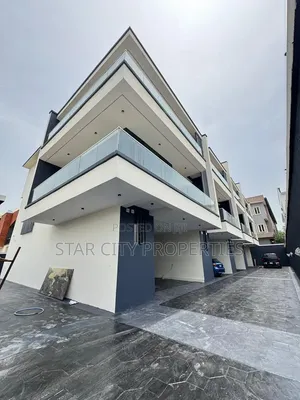 4 Bedroom Sabon Ginin Townhouse/Terrace a Ogudu GRA Phase 1