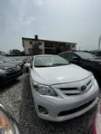 Toyota Corolla 2011 White - 1