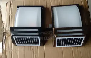 Quality Solar Powered Outdoor Wall Light - Modern Design
