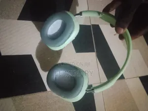 P9 P-Headphones Wireless Bluetooth Green