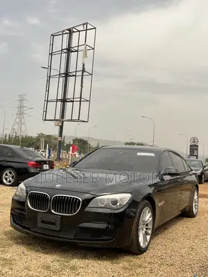 2014 BMW 750Li xDrive Sedan - Waje Akawo