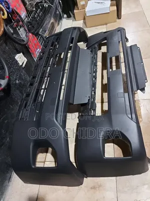 Gaban Bumper na Toyota HiAce 2014