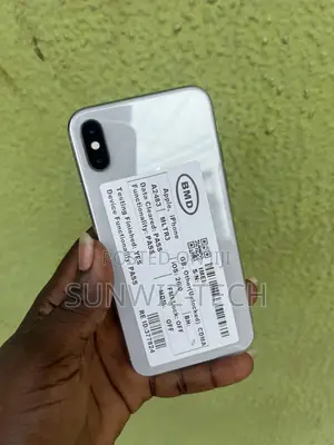 Apple iPhone X 64GB Fari (Amfani da UK)
