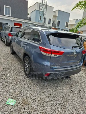 Toyota Highlander 2016 Blue