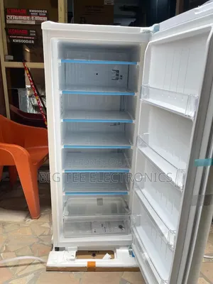 LG Upright Freezer - Fari, Sabo