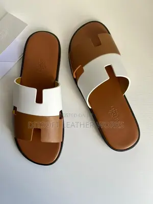 Hermes-Style Pam Slippers Mai Launuka Biyu - Brown & White
