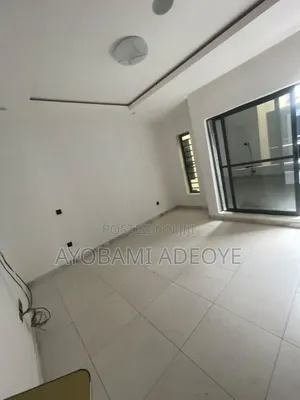 4 Bedroom Terrace Duplex don haya a Sangotedo
