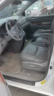 2004 Toyota Sienna XLE - 5