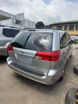Toyota Sienna 2007 Silver - 2