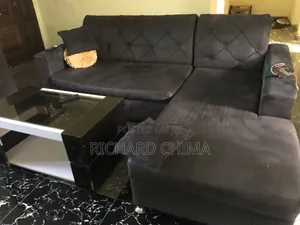 L-Shaped Chairs - Home Interiors