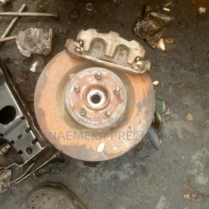 Ford Expedition 2015 Complete Front Shock & Hub Assembly