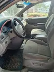 Toyota Sienna 2004 Grey - 5
