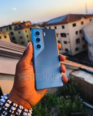 Tecno Camon 40 Pro 4G 256GB Grey (Na Amfani)