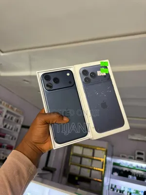Apple iPhone 17 Pro Max 256GB Blue (eSIM Kawai)