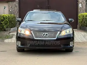 2010 Lexus ES 350 Baki - An Yi Amfani Da Shi A Ƙasashen Waje