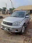 Toyota RAV4 2003 Silver SUV - 1
