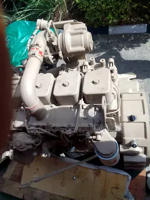 Injin Cummins 4BT
