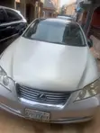Lexus ES 350 2011 Silver - 1