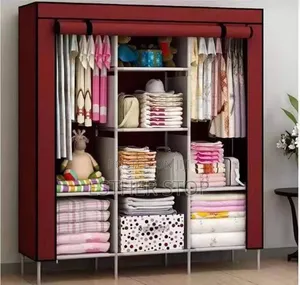 Wardrobe 3 Sashe Da Rufi