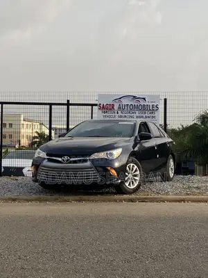 2015 Toyota Camry LE Sedan