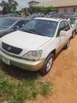 Lexus RX 300 2000 White - 2