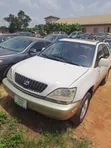 Lexus RX 300 2000 White - 4