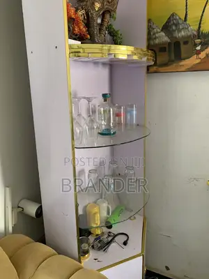 Neatly Used Wine Bar - Home Interiors