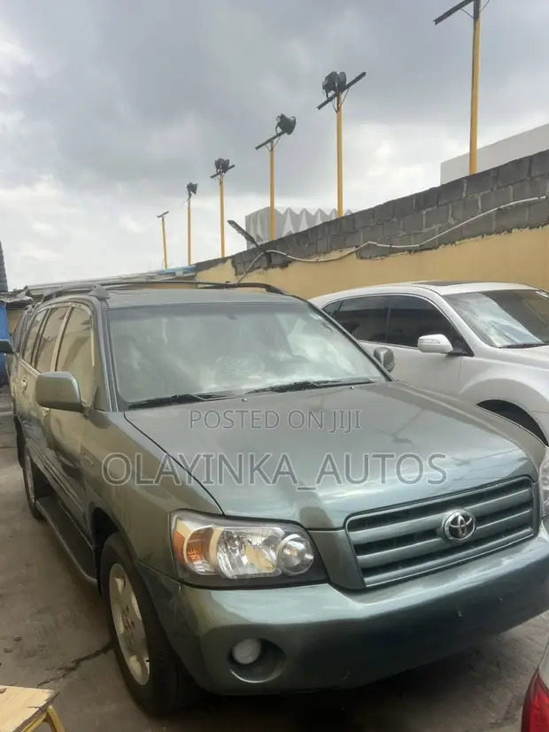 Toyota Highlander 2005 Blue - 1
