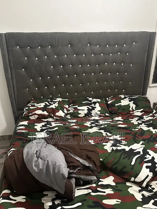 6x6 Bed Frame with Sofa - 1