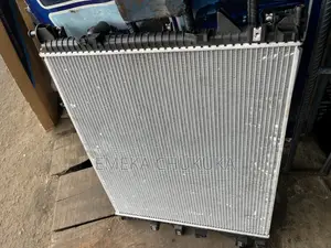 Radiator for Ford Edge (2015-2017) V6