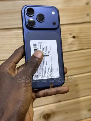 Apple iPhone 17 Pro 256GB Blue