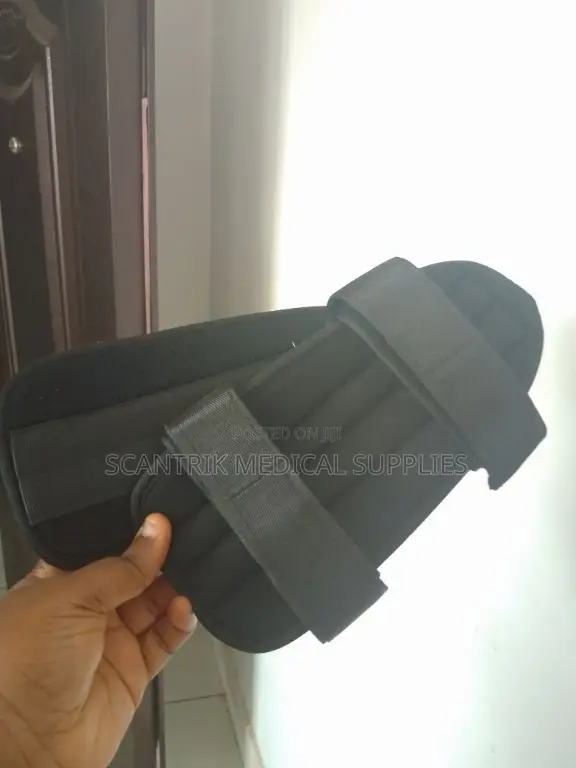 Adjustable Ankle Stabilizing Strap for Joint Protection - 1
