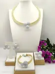 Kyakyawan Saitin Kayan Kwalliya na Silver Crystal - 1
