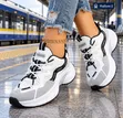 Fashion Nova Launuka Daban-daban Sneakers - Mata Girma 42 - 1
