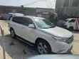 Toyota Highlander 2012 Fari - 3