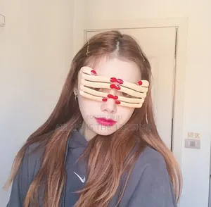 Unique Pattern Finger Eye Glasses
