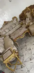 Sofa na Sarki Mai Tsarki na Sarki Tare da Tsarin Sarki da Tsarin Tsakiya - 3