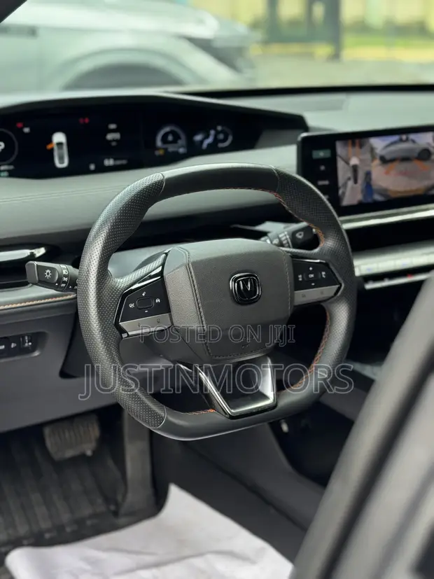 Changan UNI-V 2023 Gray - 1