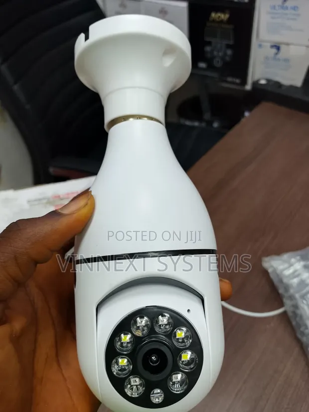 Single Lens Bulb Camera - 1