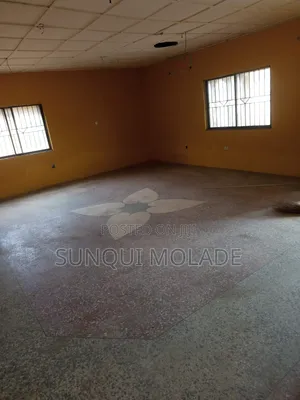 Ofishin Dakuna 3 Don Hayarwa a Ojodu Berger