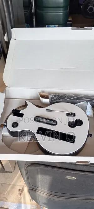 Allparts Portable Electric Guitar - White