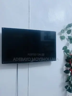 32-Inch Samsung TV - Used Like New