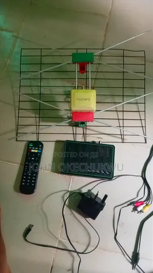 GOtv Decoder da Antenna da aka yi amfani da shi tare da Biya Mai Aiki
