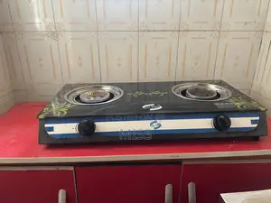 Gas Cooker Mai Kyau da Silinda & Kitchen Cabinet