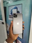 Apple iPhone 11 Pro Max 64GB Gray - 3