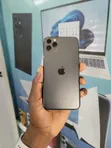 Apple iPhone 11 Pro Max 64GB Gray - 5